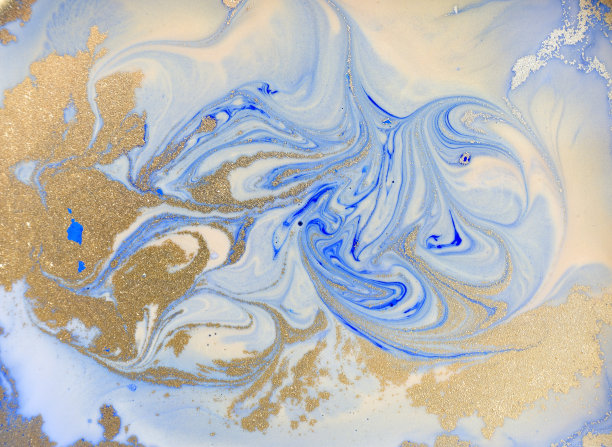 蓝色和金色的液体质地。水彩手绘大理石花纹插图。墨水大理石背景。图片下载