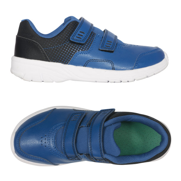 时尚运动鞋孤立图片下载