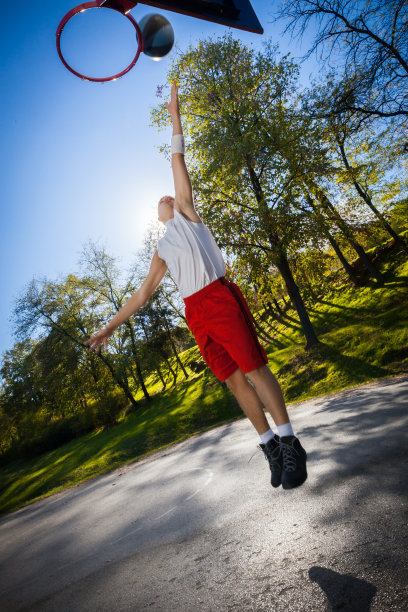 篮球运动员图片下载