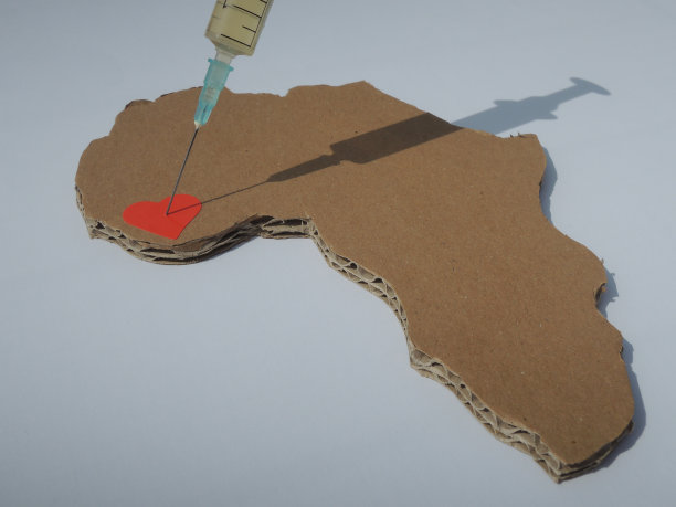 未经测试的药物可能挽救西非的生命图片下载