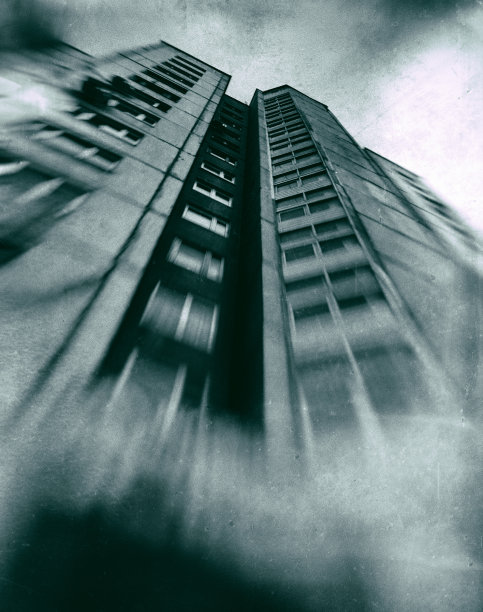 绿色工业摩天大楼胶片扫描图片下载