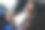 用手机的漂亮女人图片下载
