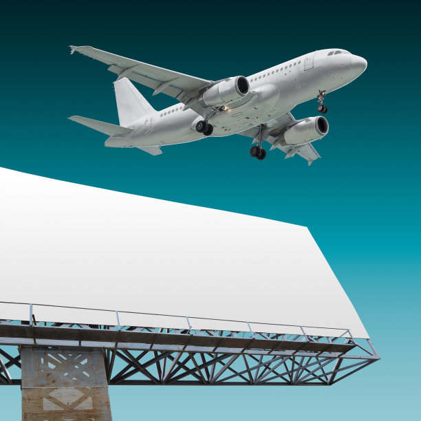 客机和广告牌图片下载