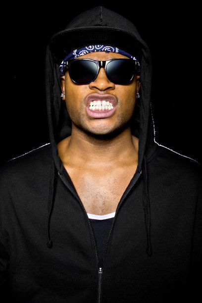 恐吓暴徒或被误解的城市青年图片下载