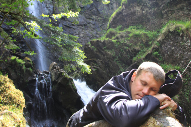 瀑布纳普图片下载