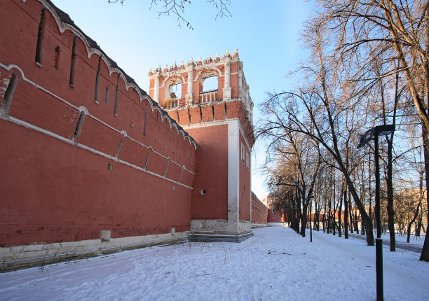 东斯科伊修道院周围的墙图片下载