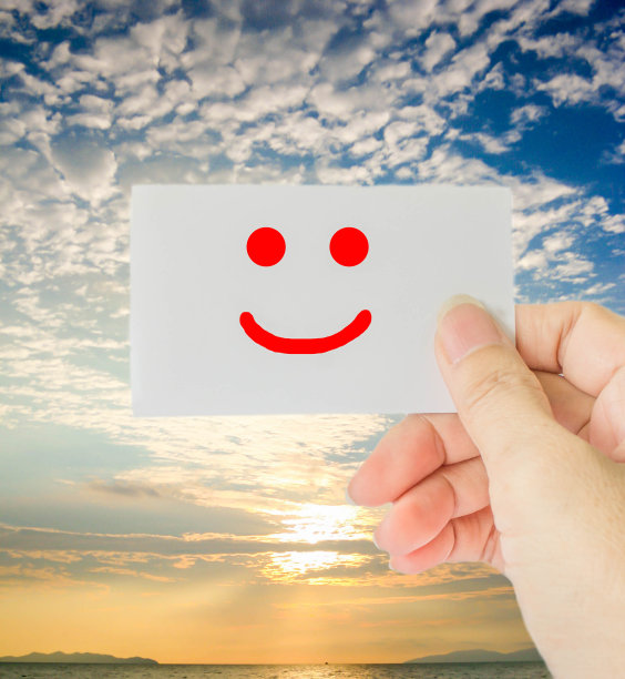 白纸上的笑脸图片下载