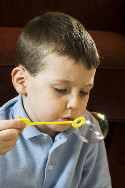 玩泡泡图片下载