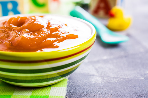 家庭自制的婴儿食品图片下载
