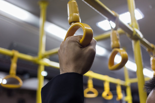 火车上的拉手。图片下载