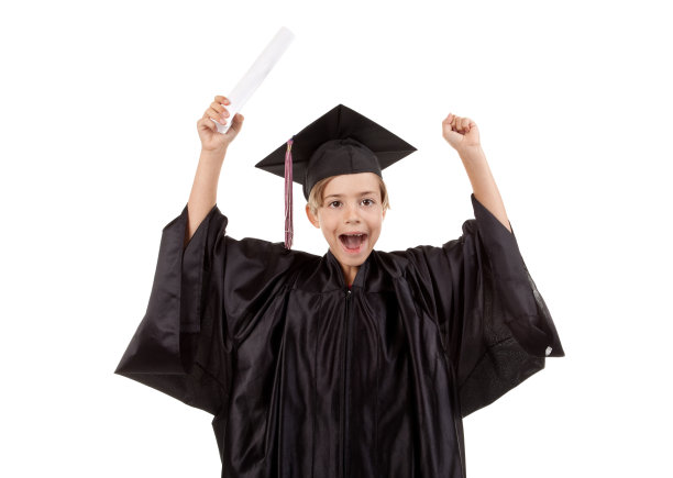 小男孩毕业图片下载