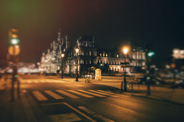 十字路口和维尔旅馆的晚上图片下载