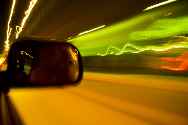 晚上交通图片下载