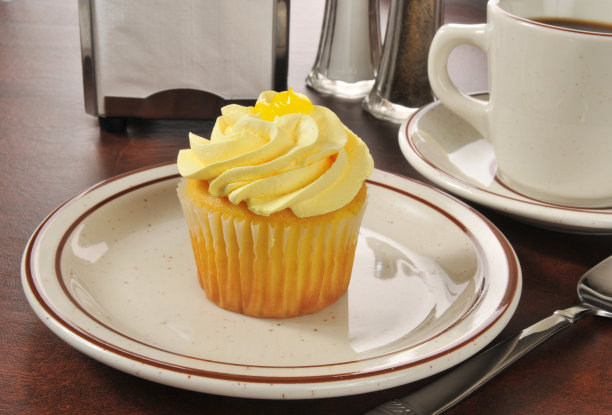 柠檬纸杯蛋糕和咖啡图片下载