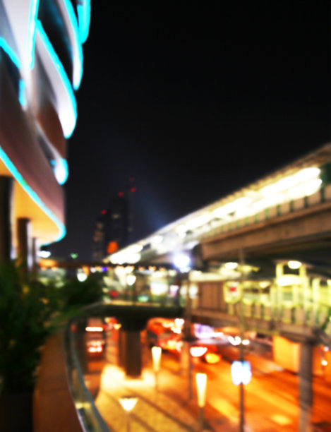 晚上交通背景。动态模糊。图片下载