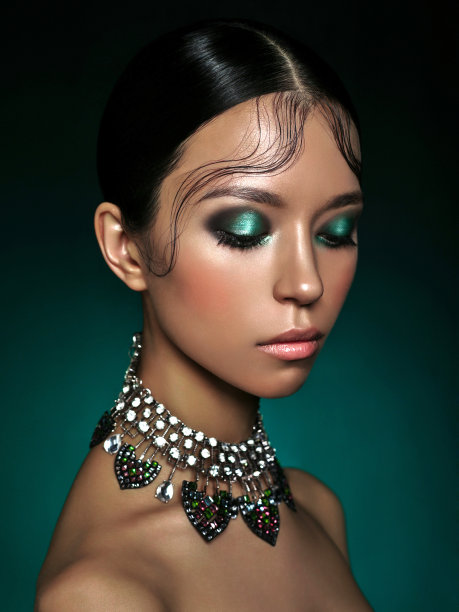 工作室时尚照片美丽的亚洲女人图片下载