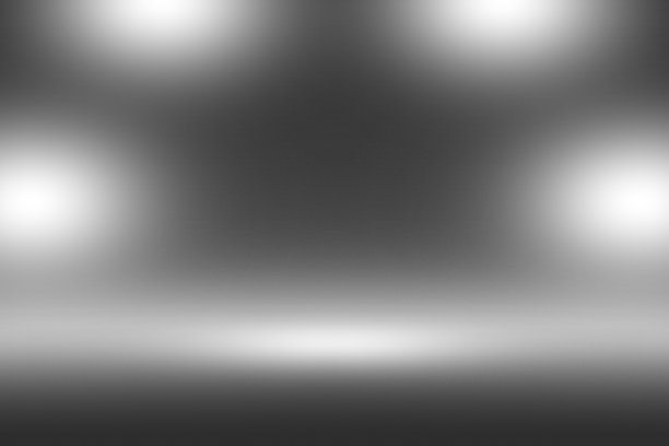 产品展示聚光灯在黑色背景-神秘的雾无限黑暗地平线地板图片下载