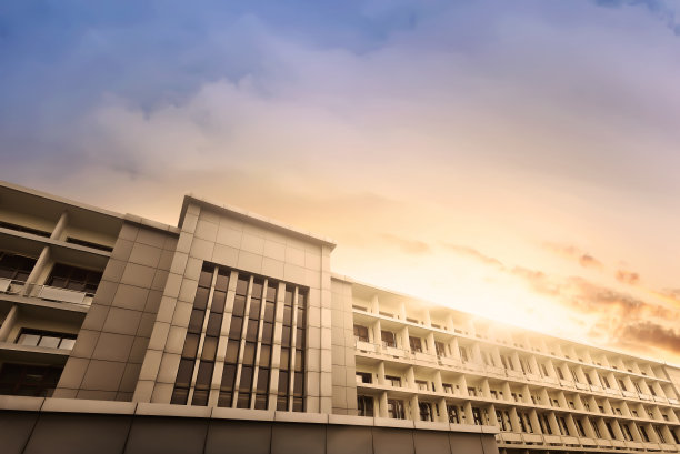 现代化公寓，大楼很大图片下载