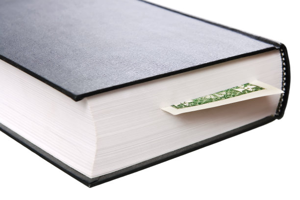 书与美元图片下载