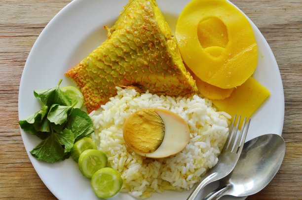 酸辣芒果鱼笋蛋汤饭图片下载