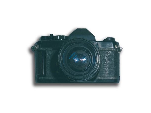 白色背景上的旧相机。图片下载