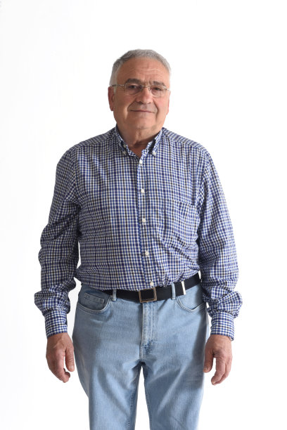 高级男子孤立在白色图片下载