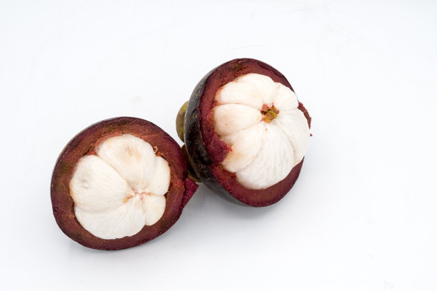 山竹以白色为背景，山竹孤立图片下载