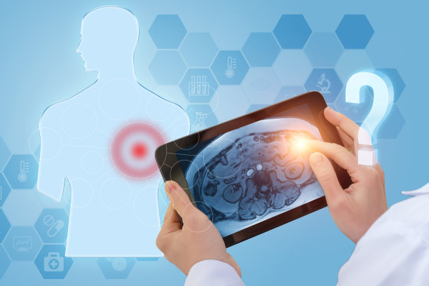 医生做检查。图片下载