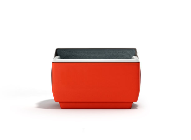 打开冰箱盒子红色3d渲染在白色的背景图片下载