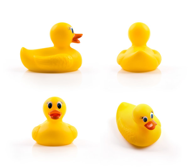 黄色橡皮鸭孤立在白色背景上图片下载