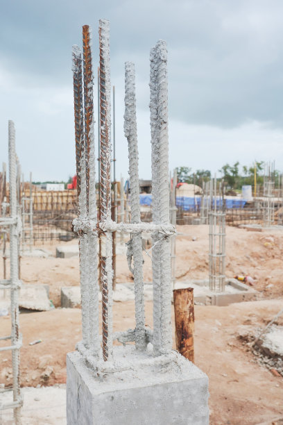 施工现场立柱用钢筋图片下载