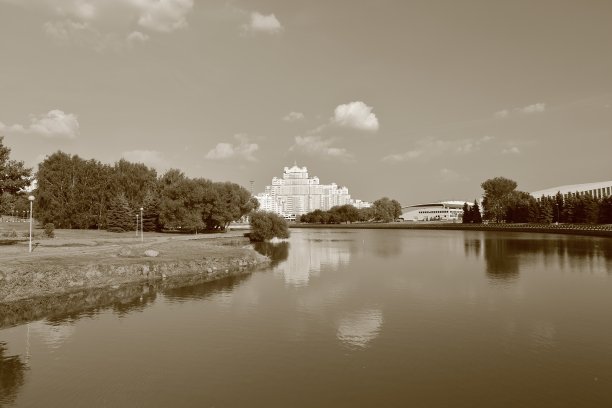 白色的公寓图片下载