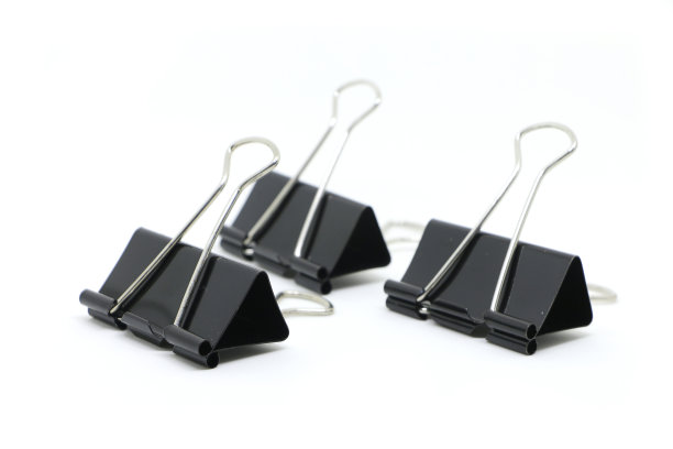 黑色剪辑在白色背景图片下载