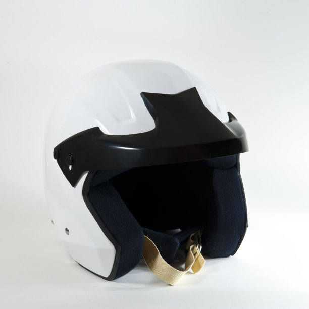 白色头盔图片下载