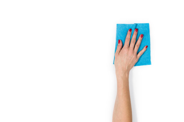 女人的手清洁孤立在白色背景图片下载