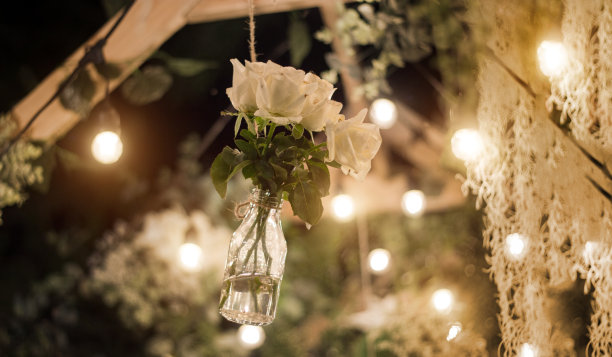 花和花瓶装饰花园素材图片