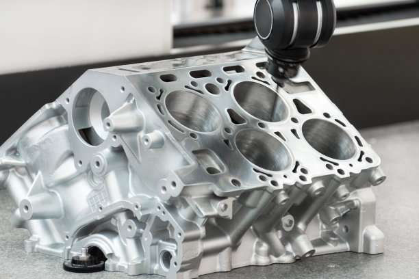 三坐标测量机测量缸体素材图片