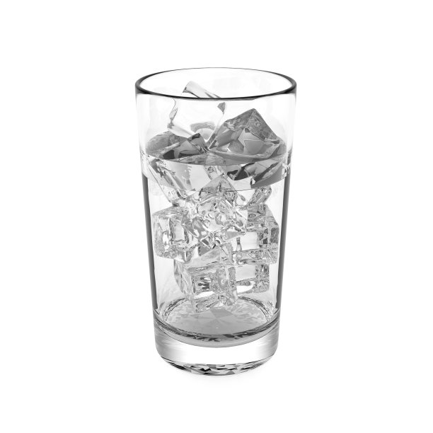 玻璃冰水/ 3D渲染图片下载