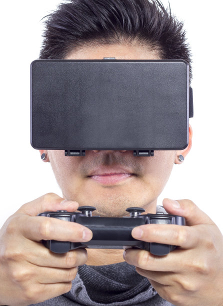 男人戴VR眼镜的特写图片下载