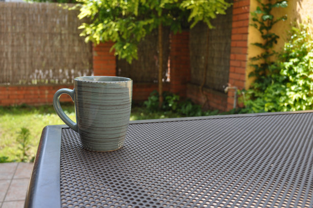 早晨喝咖啡图片下载