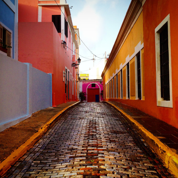 圣胡安老城的殖民街图片下载