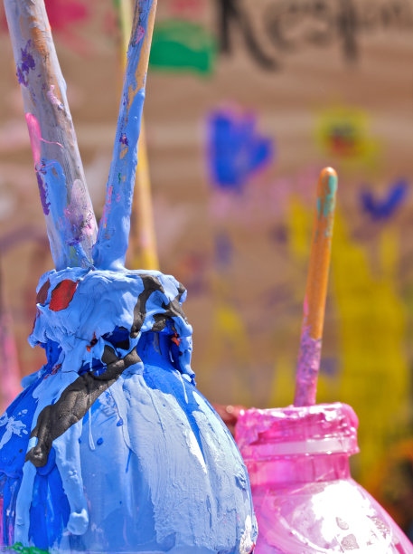 油漆和刷子图片下载