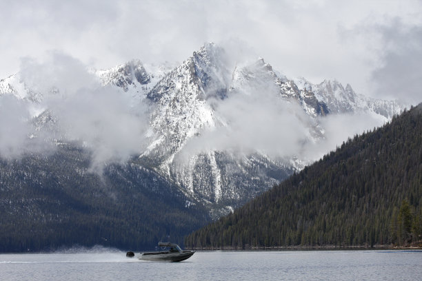 鲑湖,爱达荷州图片下载