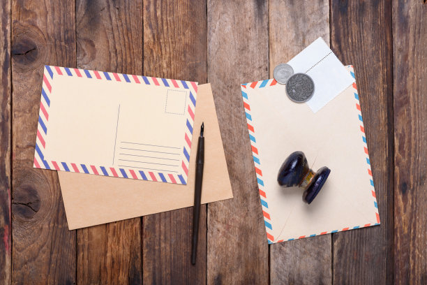 老式的明信片和信封图片下载