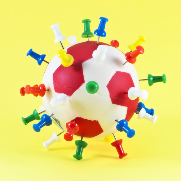 图钉卡在球里了图片下载