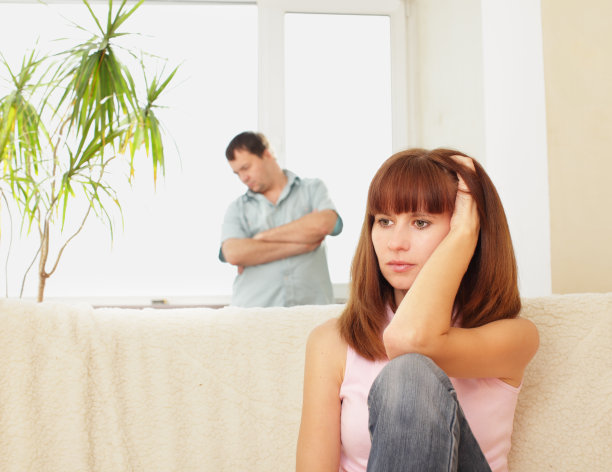 女人忽略男人是为了避免冲突图片下载