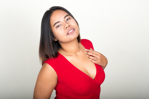 超重的亚洲女人图片下载