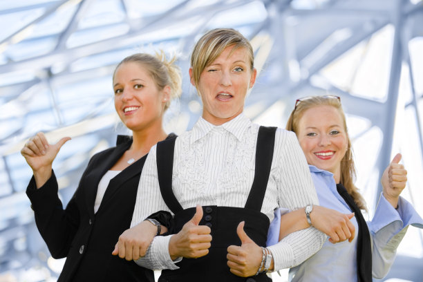 自信的女商人图片下载