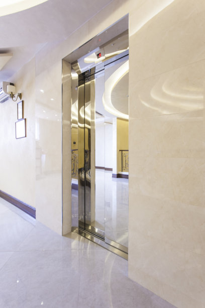 闪亮的电梯门图片下载