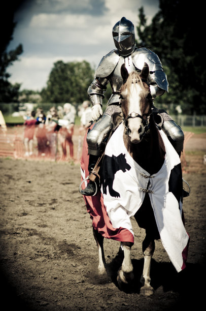 中世纪的骑士比武图片下载